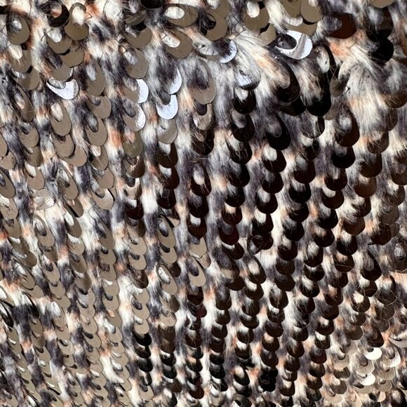 Search for Sanity Faux Fur Sequin Shell Top SZ L - Picture 12 of 15